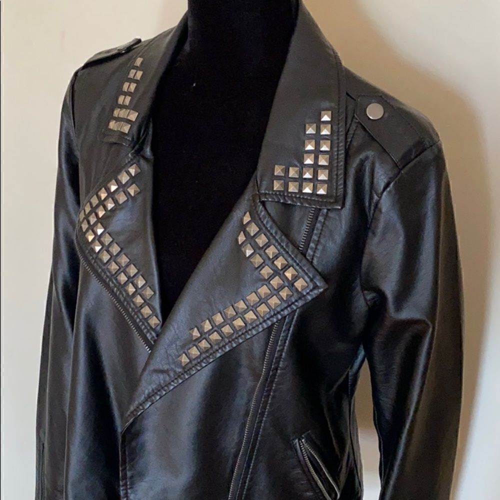 Ashley outerwear faux jacket EUC - Picture 2 of 5